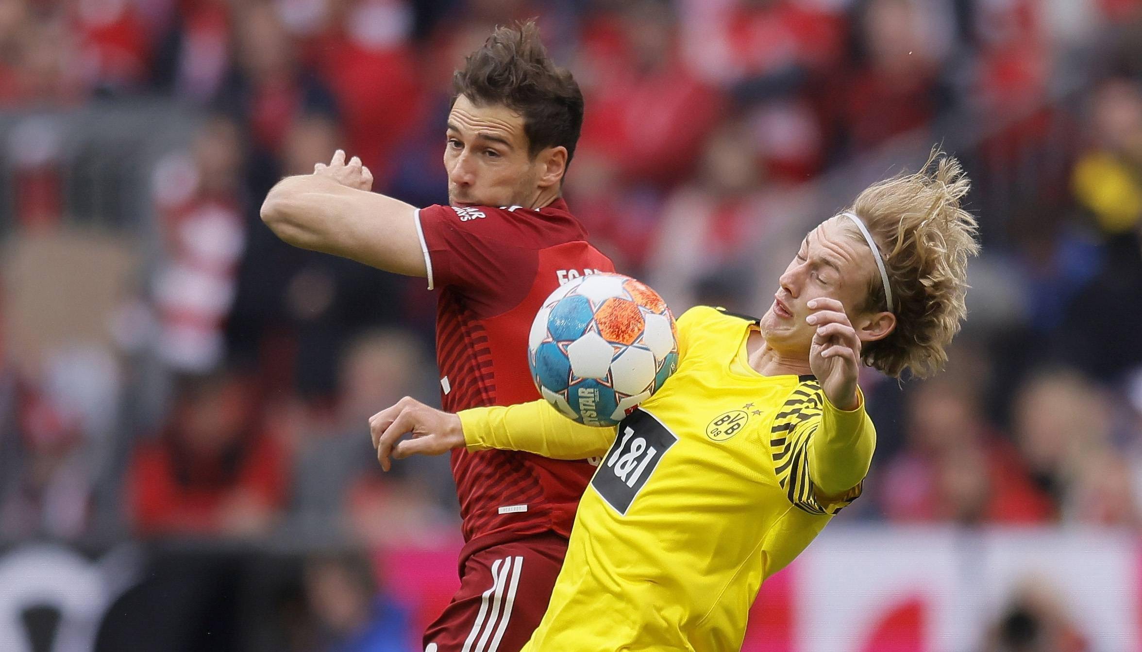 爱游戏官网-法甲倒计时，多特蒙德集结日回应争议，细节引发关注，态度坚定，球探报告显示潜力(法甲巴黎40克莱蒙姆巴佩造三球)